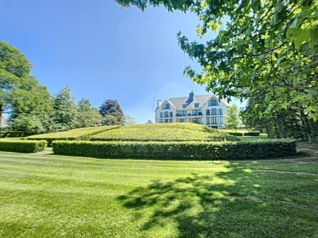 Splendide et lumineux penthouse 3 ch. 3 sdb avec vue dégagée