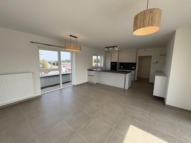 Splendide penthouse neuf très lumineux