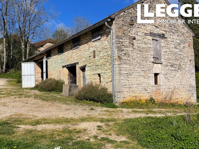 Propriété de Caractère avec Grange, Potentiel d’Exception et Cadre Historique secteur Catus/Cahors