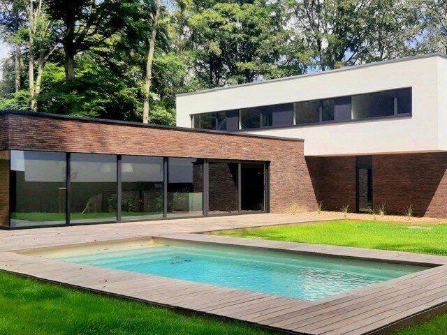 Splendide villa contemporaine basse énergie 5CH et piscine