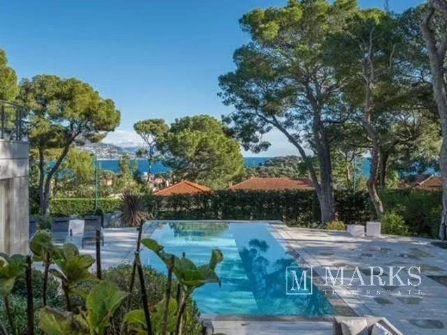 Villa élégante avec vue panoramique sur la mer à Saint Jean. 317m² Saint Jean Cap Ferrat
