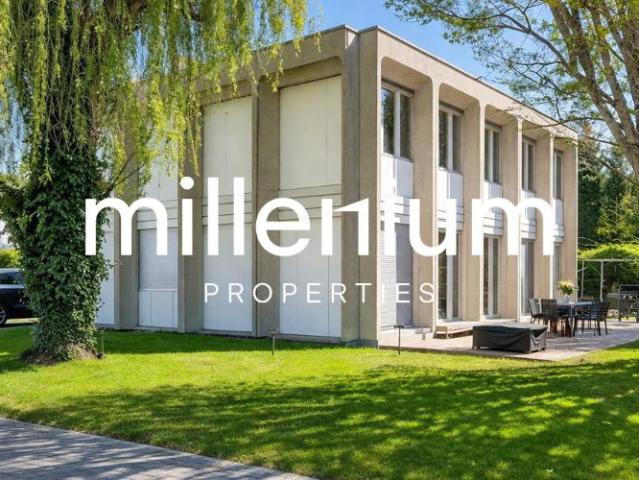 Splendide villa d'architecte dans un cadre verdoyant