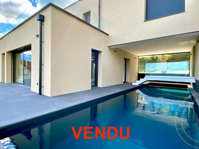 Splendide villa neuve d'architecte de 400 m2, vue exceptionnelle lac du bourget
