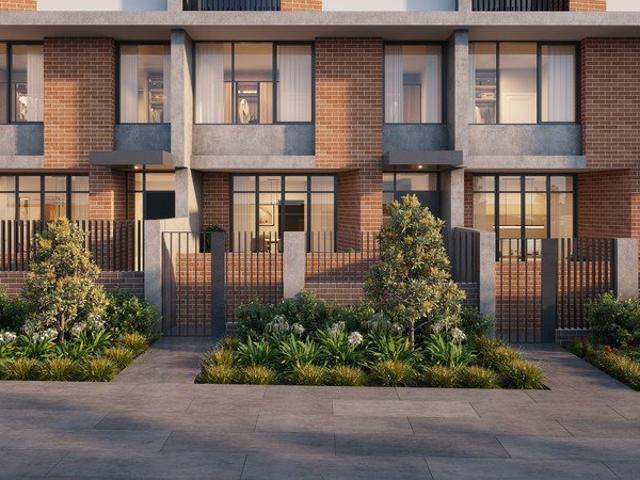 Split Level 2 Bedroom + Parking