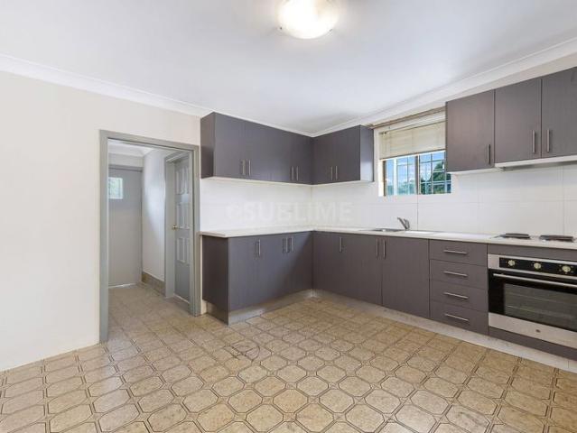 Split Level 2 Bedroom Townhouse + Study in Great Location