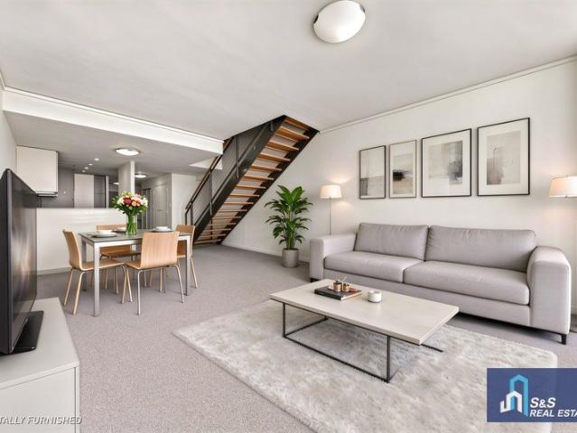 Split Level 2 bedrooms with Dedicated Study