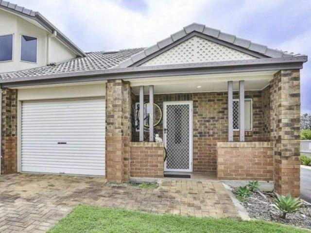 Split Level Townhouse!