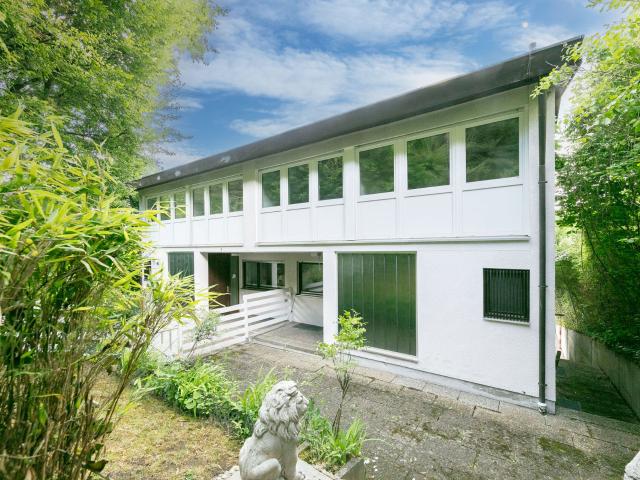 Split Level Doppelhaushälfte mit sonniger Terrasse in ruhiger Wohnlage