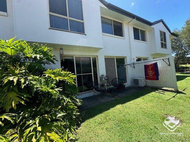 Split level offer privacy and flexibility
