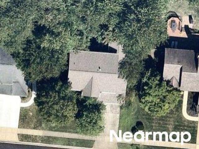 Sprucewood Ct