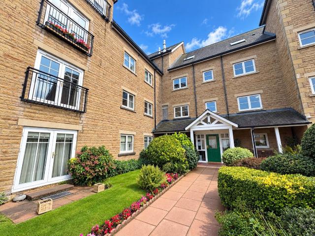 Spruce Avenue, Lancaster LA1, 2 bed flat to rent, £1,300 pcm | PrimeLocation