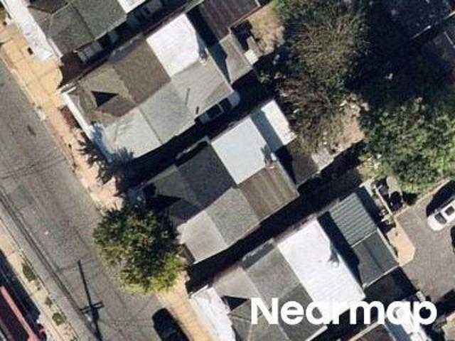 Spruce St