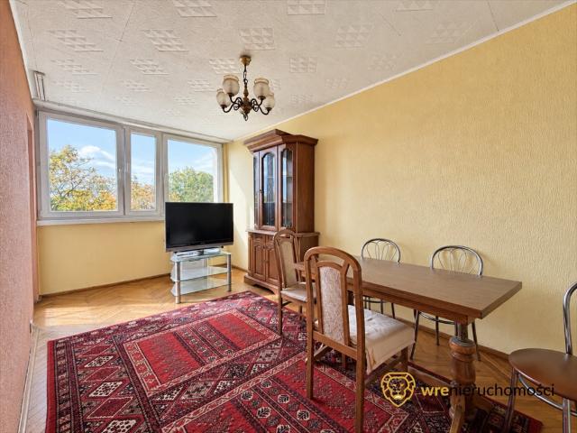 Sprzedam 4 pokojowe mieszkanie 62 m² z potencjałem inwestycyjnym