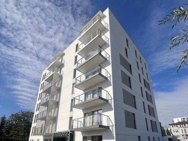 Sprzedam 1 pokojowe mieszkanie 28,73 m² przy parku na Górczynie