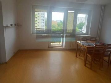 Sprzedam 1 pokojowe mieszkanie z balkonem w centrum Legionowa