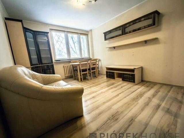 Sprzedam 2 pokojowe mieszkanie 37 m² na Żoliborzu