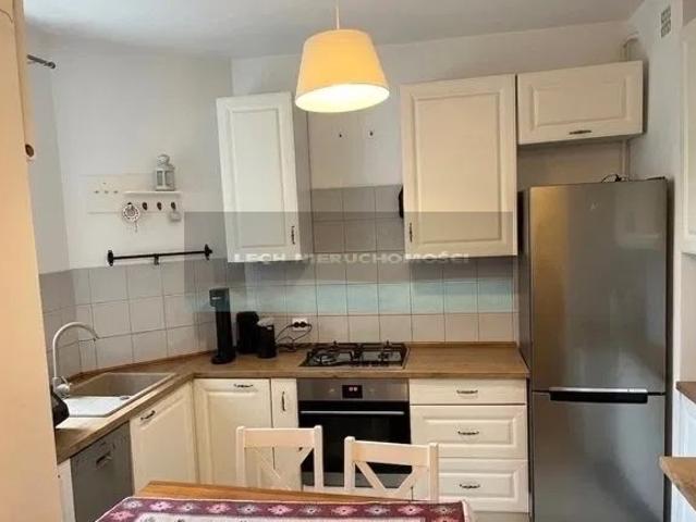Sprzedam 2 pokojowe mieszkanie 39 m² na Włochach