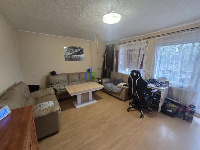 Sprzedam 2 pokojowe mieszkanie 47 m² z dużym balkonem w Jelczu Laskowicach