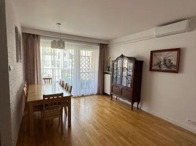 Sprzedam 2 pokojowe mieszkanie 49,5 m² z loggią i miejscem w garażu