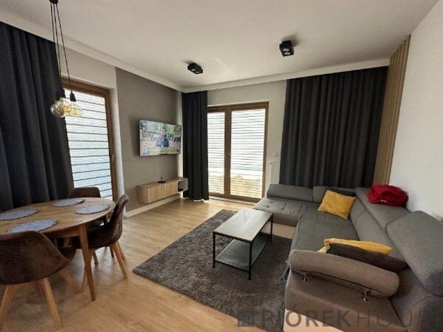 Sprzedam 3 pokojowe mieszkanie 55 m² z tarasem w Włochach