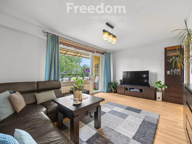 Sprzedam 3 pokojowe mieszkanie 59 m² z oddzielną kuchnią