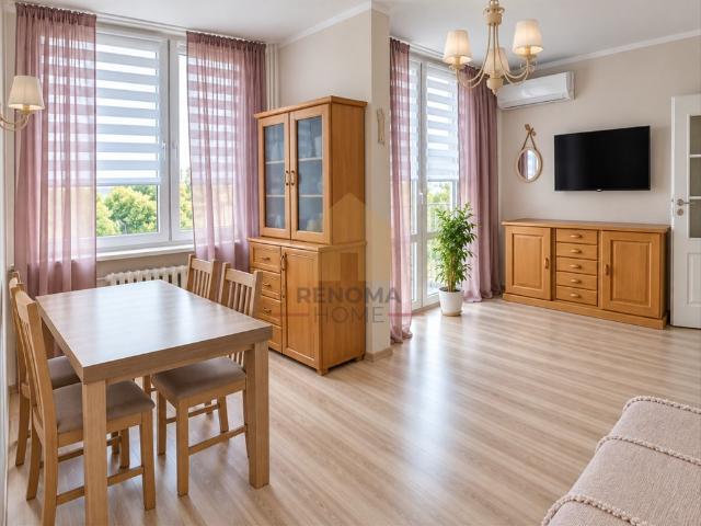 Sprzedam 3 pokojowe mieszkanie z balkonem i klimatyzacją