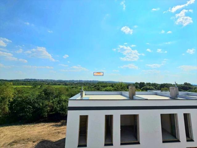 Sprzedam wyjątkowy apartament 58,63 m² z prywatnym dachem i panoramicznym widokiem