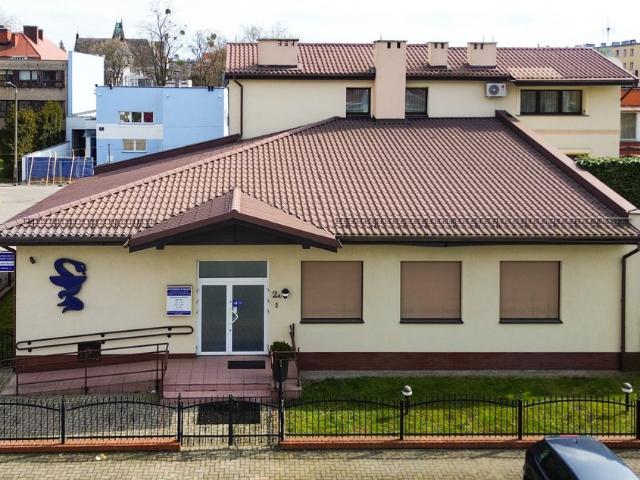 Sprzedam budynek medyczny 138 m² w centrum Brzegu