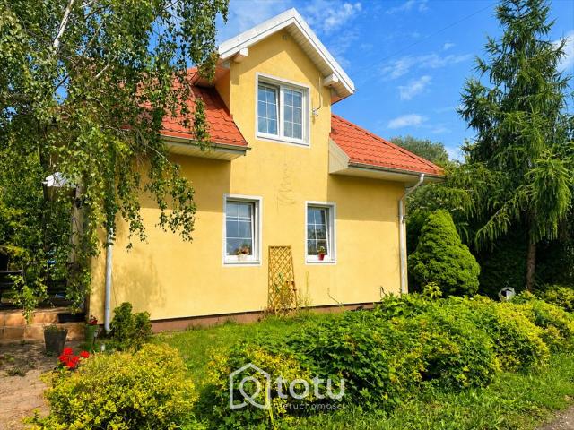 Sprzedam dom 145 m² z dużym ogrodem w Dziekanowie Polski