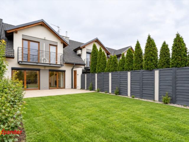 Sprzedam dom 140 m² z ogrodem i miejscami na 3 auta