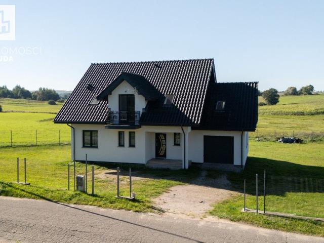 Sprzedam dom 153 m² z garażem na dużej działce w Luzinie
