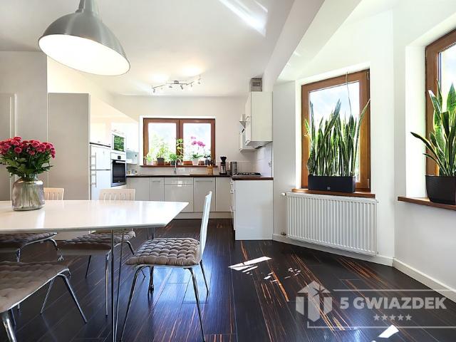 Sprzedam dom 153 m² z ogrodem i kominkiem w Szczecinku