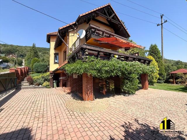 Sprzedam dom 184 m² z góralskim domkiem gościnnym w Szczyrku