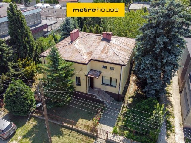 Sprzedam dom 180 m² w Łodzi z dużą działką i potencjałem