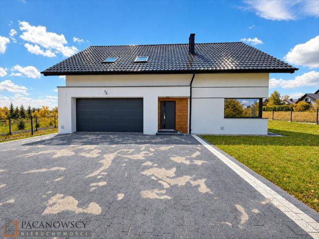 Sprzedam dom 204 m² z garażem, tarasem i ogrodem