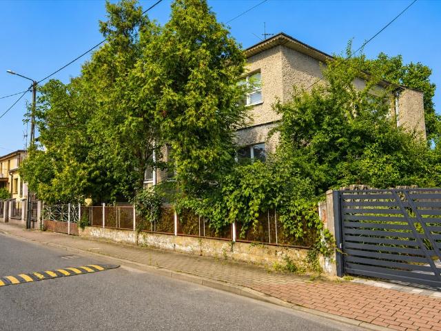 Sprzedam dom 200 m² z dużą działką 838 m² w Kędzierzynie Koźlu