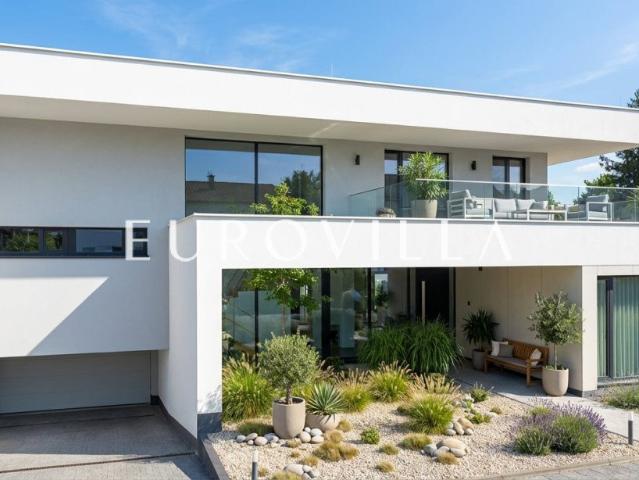 Sprzedam dom 315 m² w Konstancinie Jeziornej z nowoczesnym designem