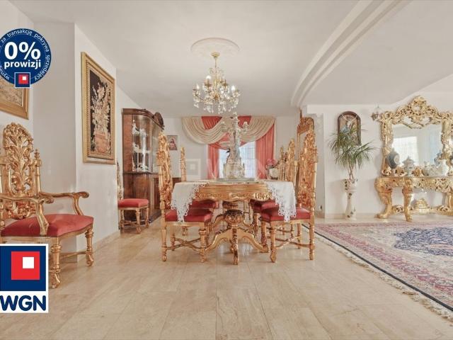 Sprzedam dom 313 m² z duszą i historią w Legionowie