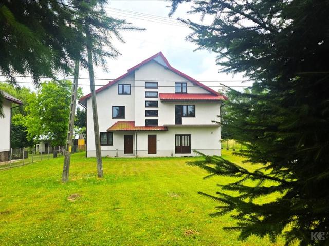 Sprzedam dom 396 m² z potencjałem inwestycyjnym w Zabłotcach