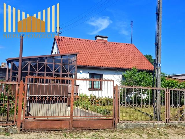 Sprzedam dom 60 m² z garażem i tarasem w Kałuszynie