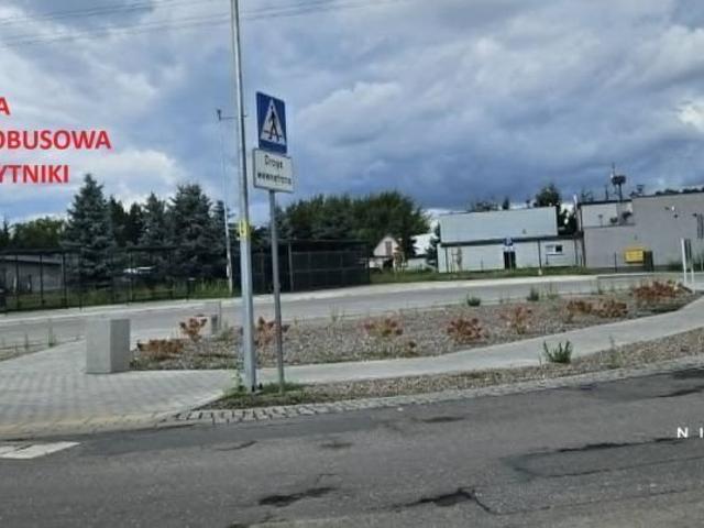 Sprzedam dom do remontu 65 m² w Szczytnikach z potencjałem usługowym