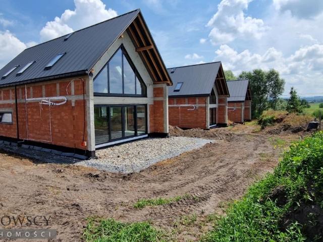 Sprzedam dom w Wołowicach 155 m², stan deweloperski, 0% prowizji