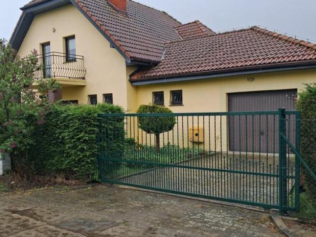sprzedam dom wolno stojący bezpośredników