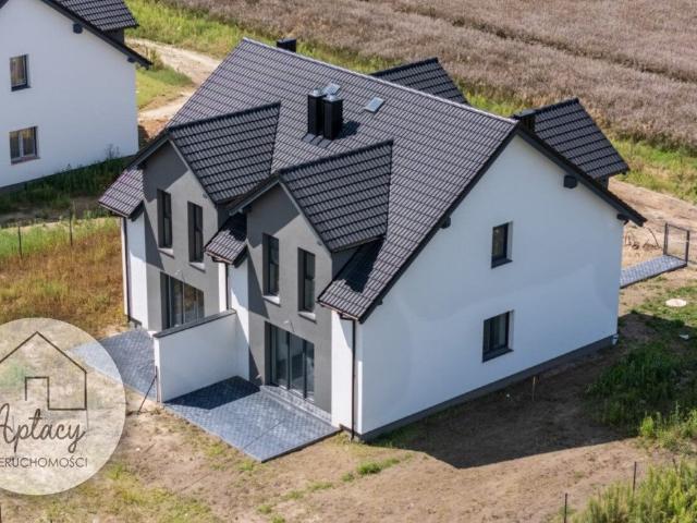 Sprzedam dom z 102,58 m² w Dachowej z tarasem i garażem