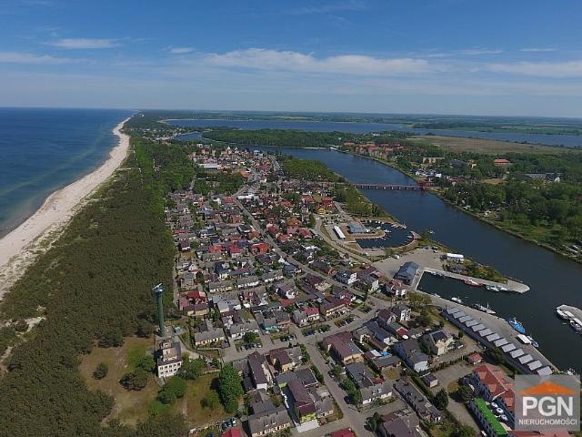 Sprzedam dom z 11 pokojami i tarasami w Dziwnowie
