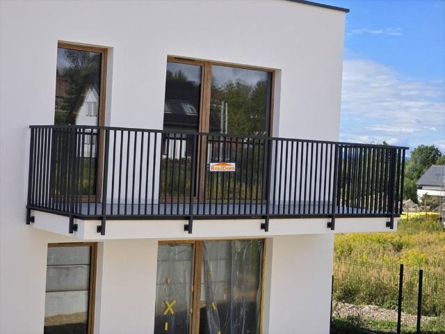 Sprzedam dom z dwoma niezależnymi lokalami 115 m² w Krakowie