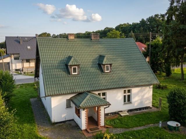 Sprzedam dom z dużym budynkiem gospodarczym 120 m² w Laskowicach