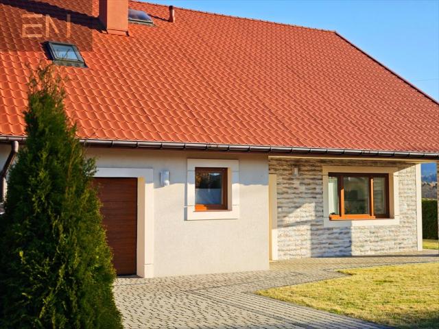 Sprzedam dom z poddaszem do adaptacji 98,6 m² w Strzyżowie