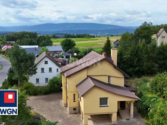 Sprzedam dom z sauną i basenem na dużej działce 3000 m²