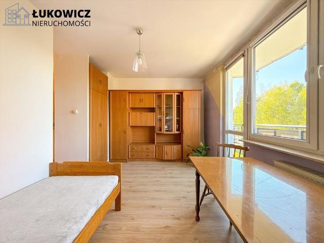 Sprzedam funkcjonalną kawalerkę 23,23 m² z dużym balkonem w Bielsku Bała